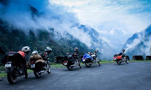インド北東部の隠れた名所をバイクで巡る